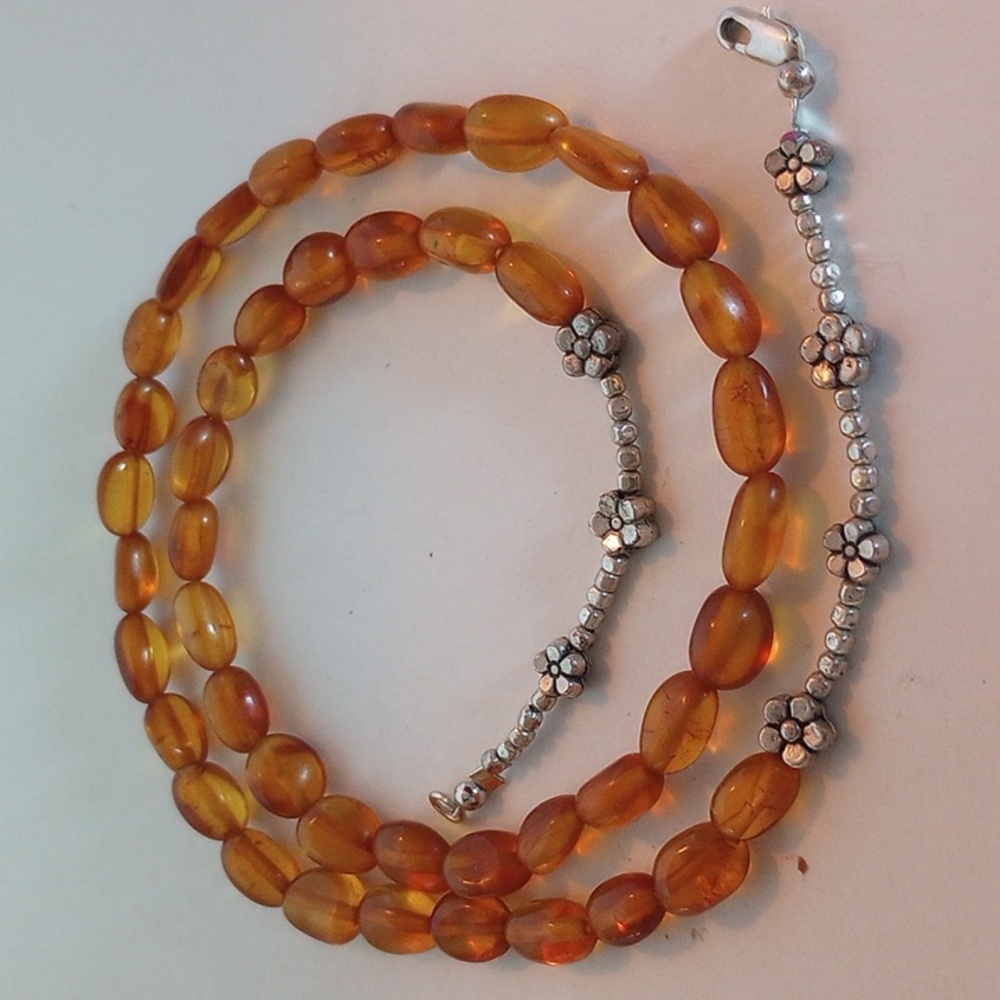 GENUINE BALTIC HONEY  AMBER NECKLACE 19" LONG SILVER PLATED FLOWERS.
